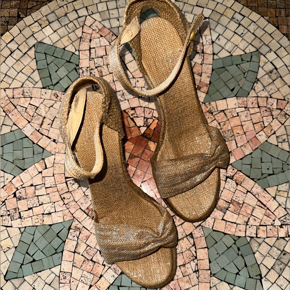 Castaner Wedges, size 8, 3” heel